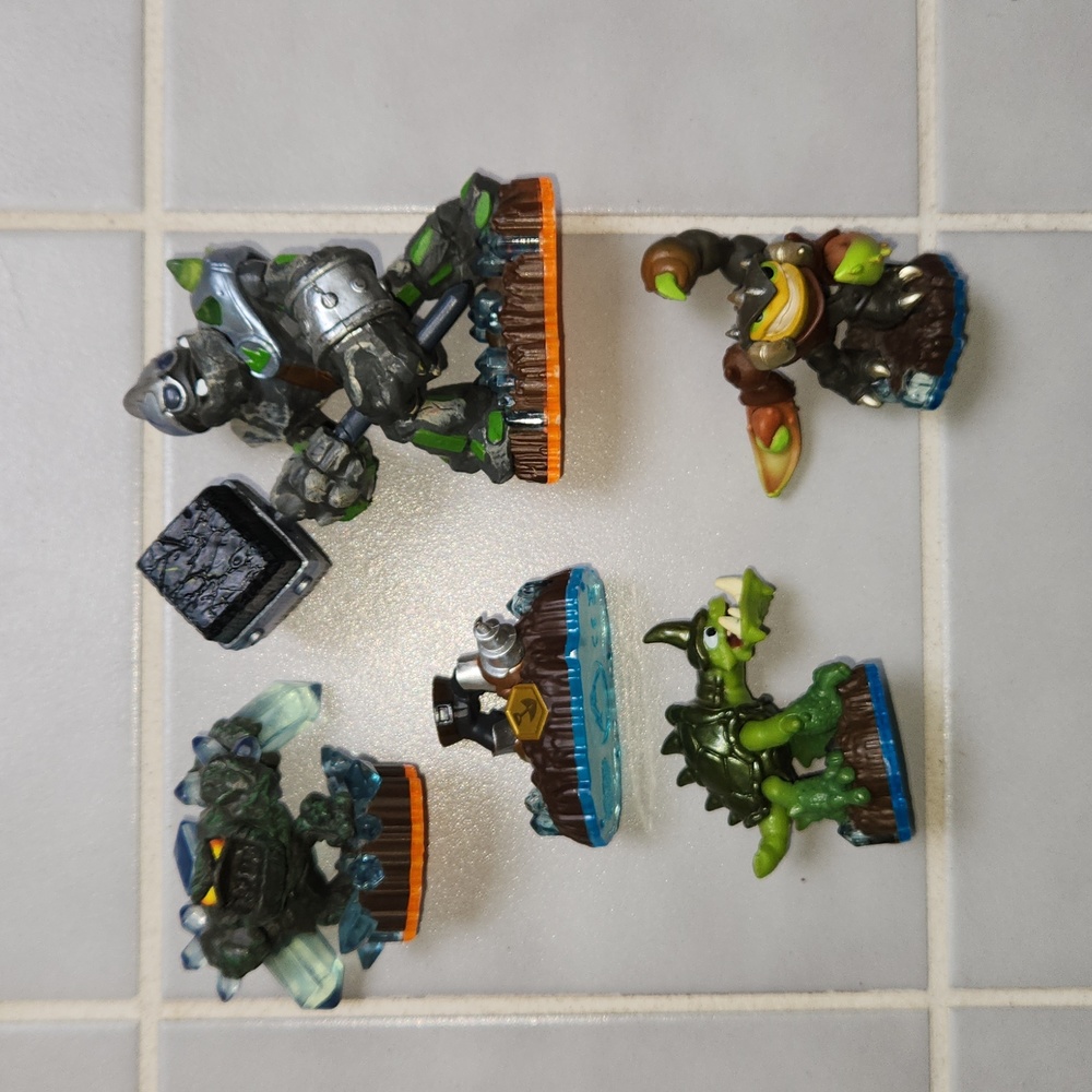 Skylanders earth element bundle of 5